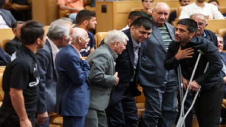 مراسم تجلیل از مدال‌آوران و قهرمانان ورزشی