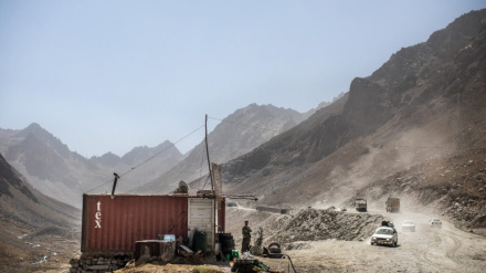 د افغانستان په شمال کې سالنګ ستره لاره وتړل شوه