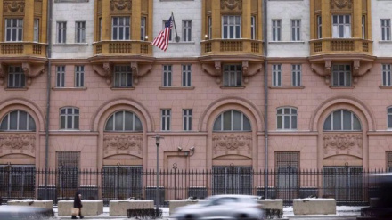 Russland weist zwei US-Diplomaten aus und beruft amerikanische Botschafterin ein