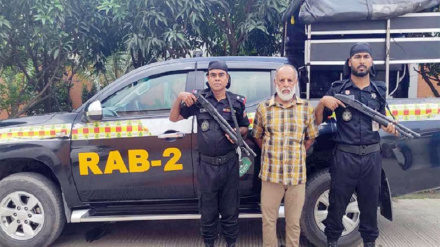 ঢাকায় হিযবুত তাহরীরের শীর্ষ নেতা গ্রেফতার; ৫ বছর পলাতক ছিল ছদ্মবেশে, জানালো র‍্যাব