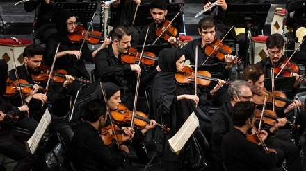 Orkestra Simfoni Tehran Gelar Pentas di Aula Vahdat (1)  