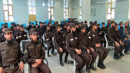 نورستان کښې لسګونو پولیس فارغ شوي دي 