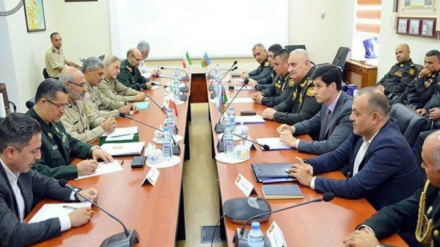 איראן ואזרבייג'ן חתמו על מסמך לשיתוף הפעולה הצבאי