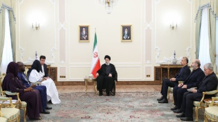 ראיסי: ההתקוממות של מדינות אפריקה נגד הקולוניאליזם, עדות להתעוררות