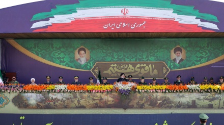 イラン大統領、「戦争は我が国の軍事方針にない」