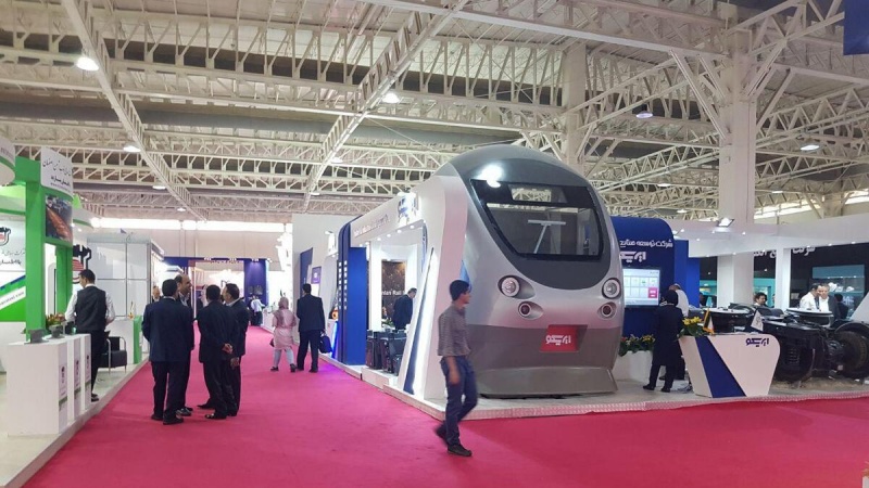 Открытие Международной выставки железнодорожного транспорта в Тегеране