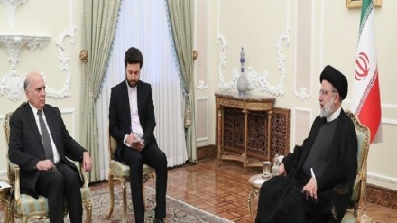 Raisi: Irani nuk mund të tolerojë praninë e grupeve terroriste në kufirin e tij me Irakun