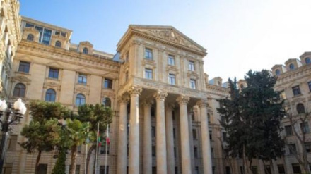 Բաքվում վստահեցնում են, որ Երեւանին են ուղարկել իրենց մեկնաբանությունները՝ կապված խաղաղության համաձայնագրի նախագծի հետ
