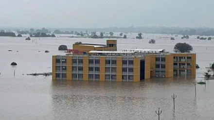 गुजरात में प्रधानमंत्री मोदी के जन्म दिवस पर जनता को बाढ़ का मिला तोहफ़ा