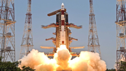 चंद्रयान अभियान में शामिल कर्मचारियों की सरकार को चेतावनी, वेतन न मिलने के ख़िलाफ़ प्रदर्शन की तैयारी