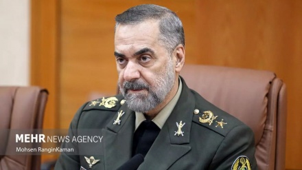 Министр обороны Ирана: эмбарго на поставки оружия Ирану закончится в следующем месяце