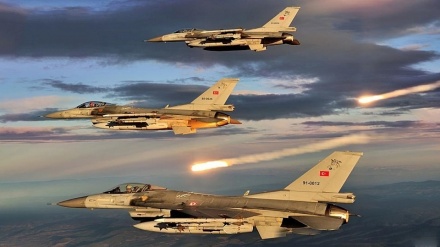 Türk savaş uçakları Kuzey Irak'ı yine bombaladı