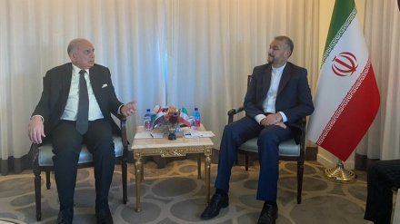 Двусторонние отношения в центре внимания встречи министров иностранных дел Ирана и Ирака