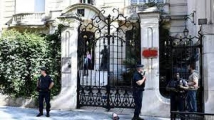 Attacco controrivoluzionario all'ambasciata iraniana a Parigi