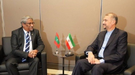 イランとモルディブが国交再開を発表