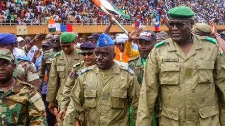 तीन अफ्रीकी देशों ने किया सैन्य गठबंधन, एक-दूसरे की करेंगे सुरक्षा