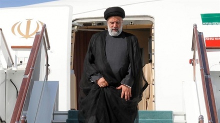 رئیس جمهوری ایران به مشهدالرضا(ع) سفر کرد