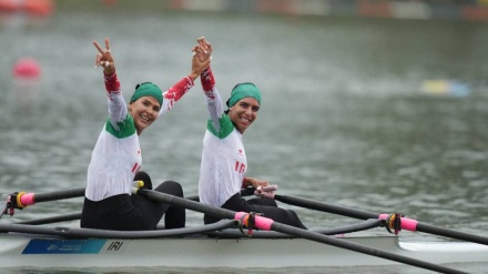 İranlı qadınlar avarçəkmə yarışında gümüş medal qazandı