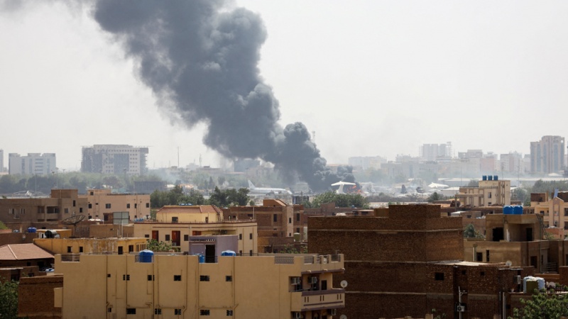  Sudanese activists say airstrike in Khartoum kills 20 civilians 