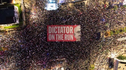 (AUDIO) Territori occupati, 100mila in piazza contro Netanyahu, “ministro del crimine”