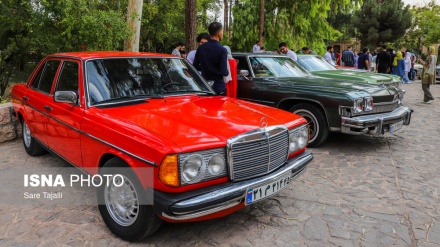 Ekspozita e automobilave historikë në Kerman të Iranit/Foto