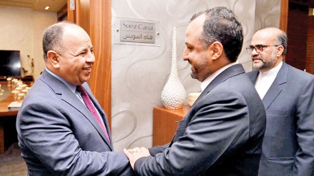 Акцент министров экономики Ирана и Египта на развитии двусторонних отношений