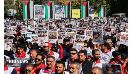 (FOTO DEL GIORNO) Mezzaluna Rossa dell'Iran, sostegno a Gaza