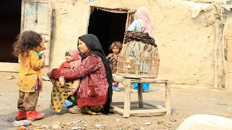 محرومیت بیش از یک‌میلیون مادر و کودک از کمک‌های غذایی در افغانستان