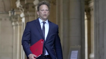 La preparazione dell'Inghilterra per una presenza militare diretta nella crisi ucraina