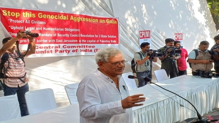 ফিলিস্তিন ইস্যুতে দিল্লিতে সিপিএম নেতাদের বিক্ষোভ, গাজায় গণহত্যা বন্ধের দাবি   
