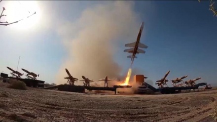 (AUDIO) Iran, presto maxi esercitazione coi droni dell'esercito 