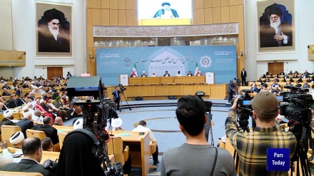 В Тегеране проходит 37-я международная конференция по исламскому единству