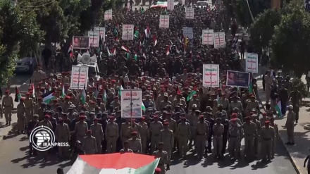 Yemen, parata militare a sostegno della resistenza palestinese + VIDEO