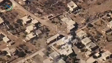 Siria, esercito bombarda bastione militanti, uccisi decine di terroristi