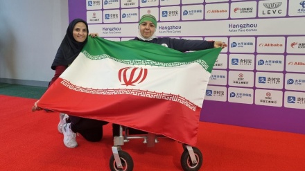 Иранская спортсменка посвятила свою золотую медаль детям погибшим в Газе