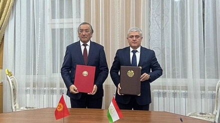 بررسی نحوه علامتگذاری نواحی مرزی در دیدار مقامات تاجیکستان و قرقیزستان