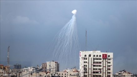 イスラエルが白リン弾でレバノン南部攻撃