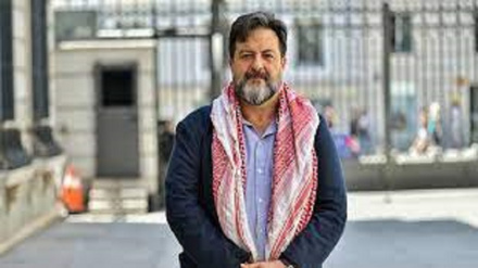 Il deputato al Parlamento europeo ha definito Israele un criminale di guerra