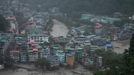 هند کې سېلابونو ۴۰ کسان وژلي دي