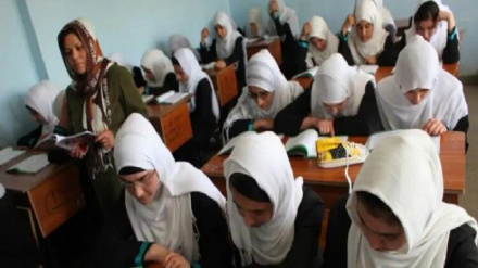 اوچا یو ځل بیا د نجونو پر مخ د ښوونځیو پرانیستلو غوښتنه وکړه