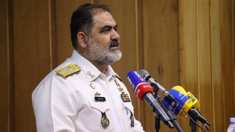 イラン海軍のシャフラーム・イーラーニー司令官
