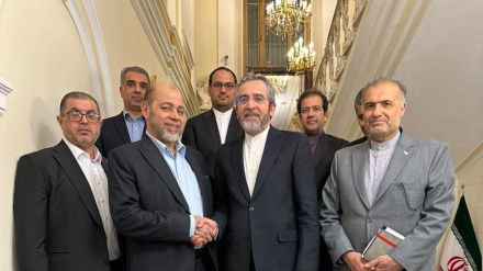 Իրանի փոխարտգործնախարարը հանդիպել է Մոսկվայում ՀԱՄԱՍ-ի քաղաքական գրասենյակի անդամի հետ