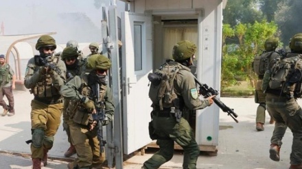 イスラエル軍の攻撃で、パレスチナ人17人が負傷