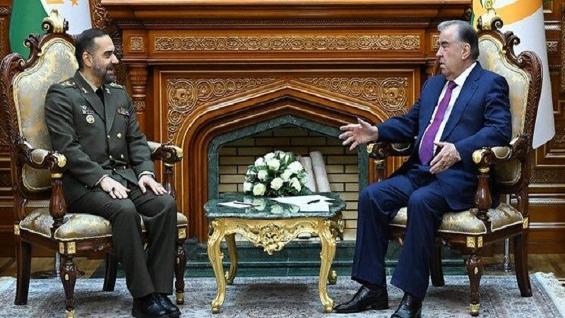دیدار وزیر دفاع ایران با رئیس جمهور تاجیکستان