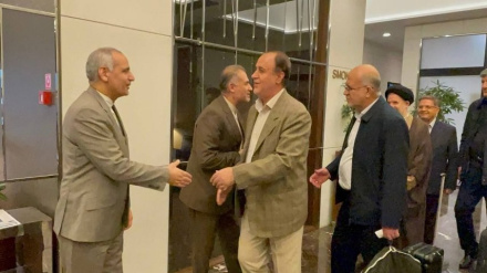 משלחת פרלמנטרית איראנית מבקרת במוסקבה