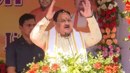 বাংলায় ‘অসুর বিনাশ’ নিয়ে বিজেপি-তৃণমূলের পাল্টাপাল্টি কটাক্ষ 