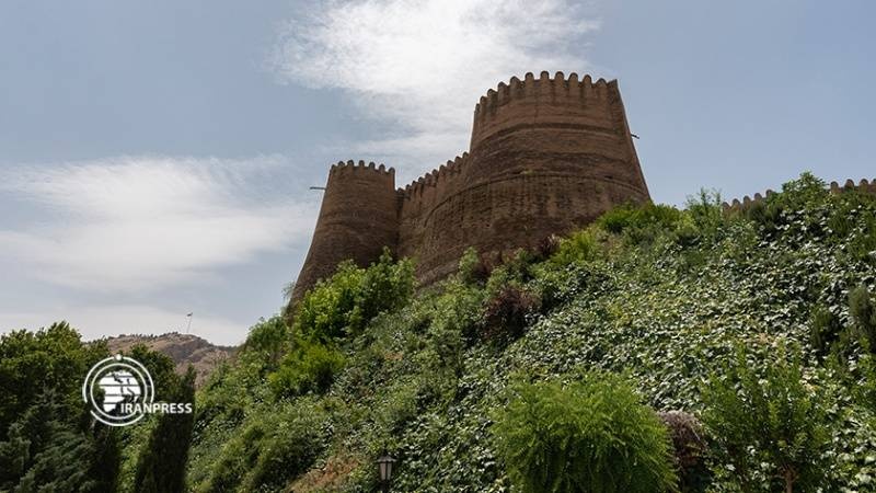 (FOTO) Castello di Falak-ol Aflak - 2