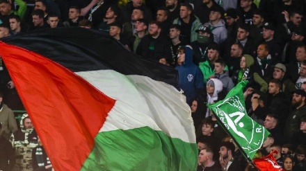 Champions, tifosi Celtic compongono bandiere della Palestina + VIDEO