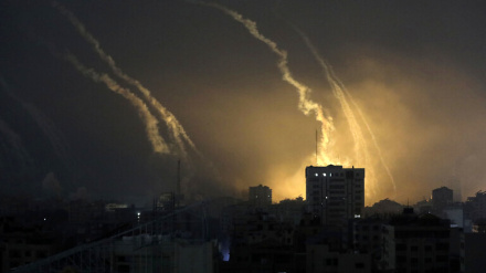 Gaza, interrotte le connessioni Internet