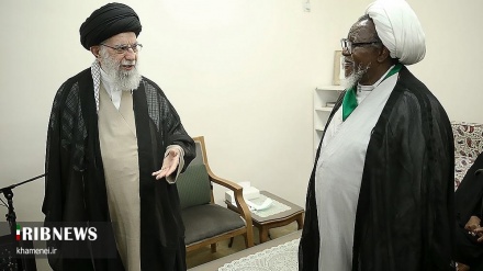 (AUDIO) Ayatollah Khamenei riceve il capo del Movimento islamico in Nigeria